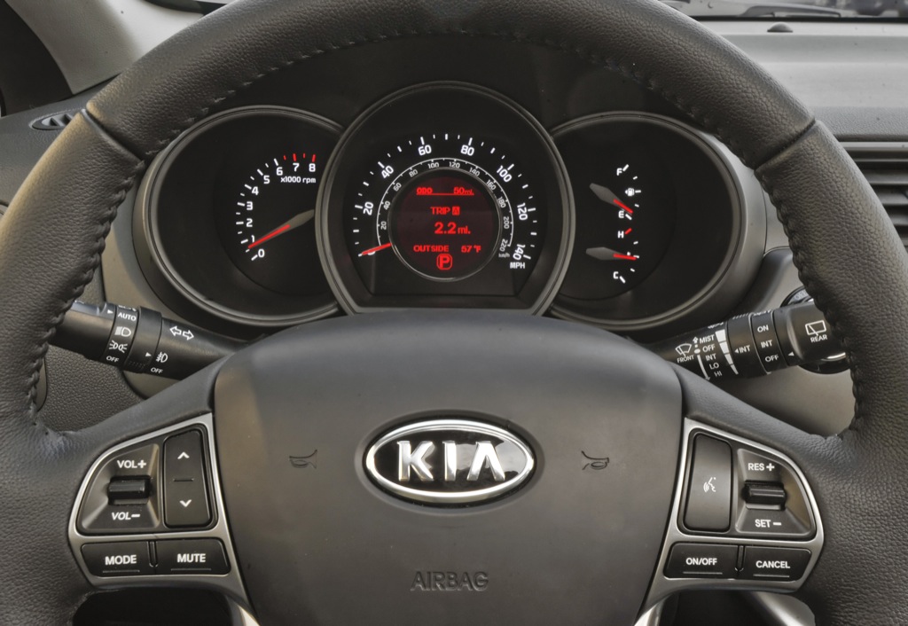 Kia Speedometer Used Car & Truck Parts Unlimited
